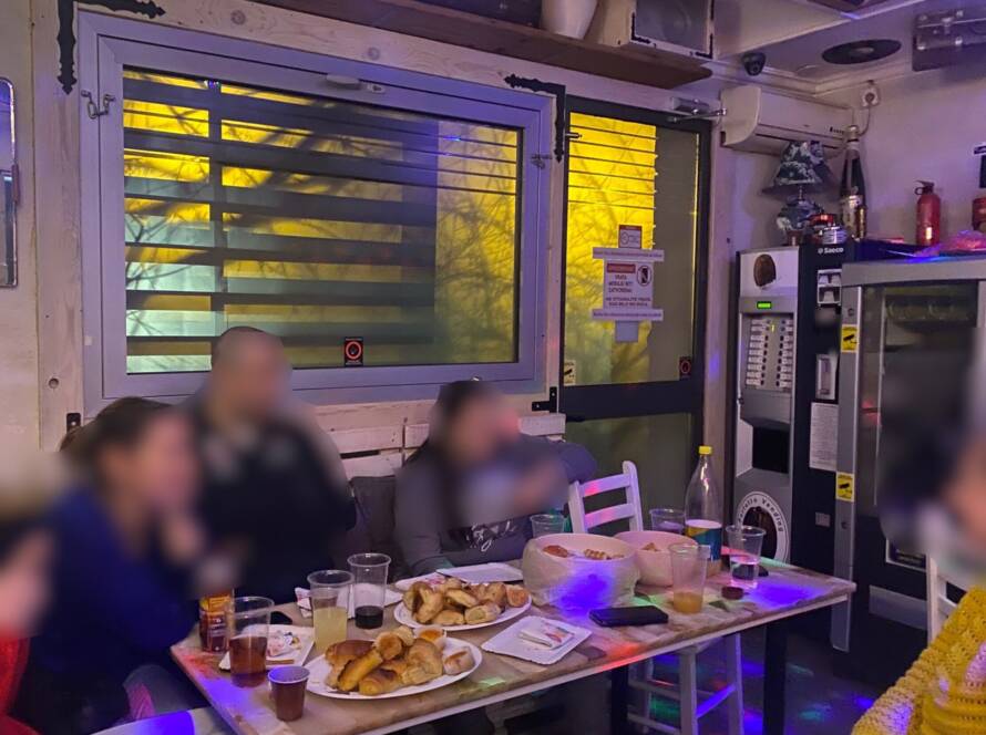 Alu prozor sa otvaranjem 180°
