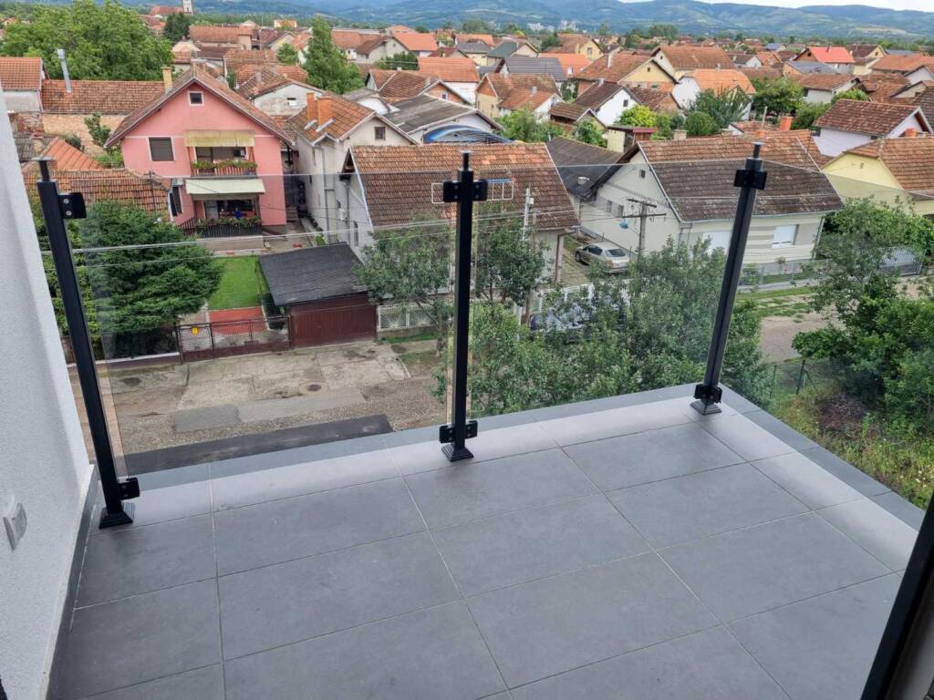 Aluminijumske Ograde Novi Sad Izrada i Montaža