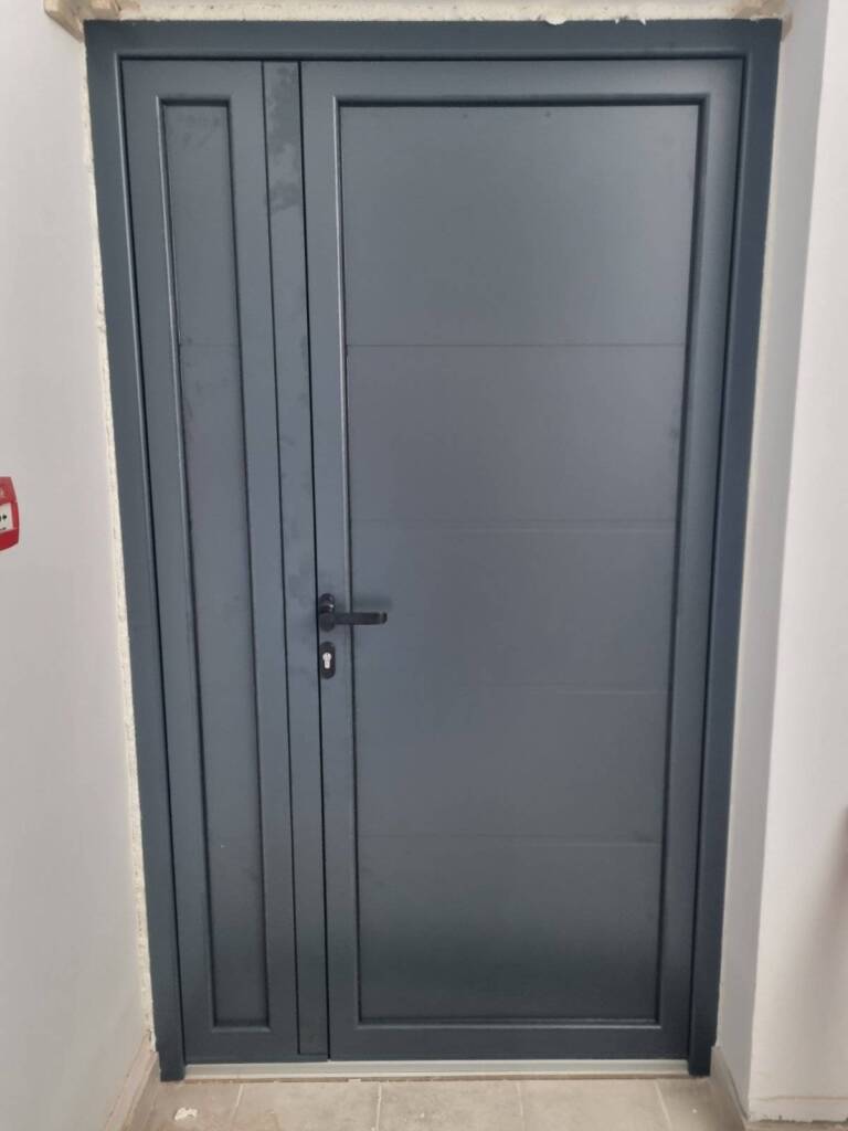 Termo i zvučna izolacija ulaznih vrata